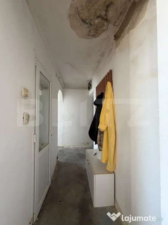 Apartament cu 3 camere, 38mp, de renovat, Micro III - Turda (Cluj)