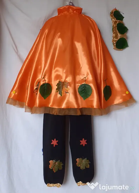 Costum Printul toamnei pentru copii,7-8-9 ani,195 lei