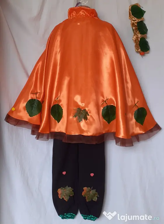 Costum Printul toamnei pentru copii,7-8-9 ani,195 lei