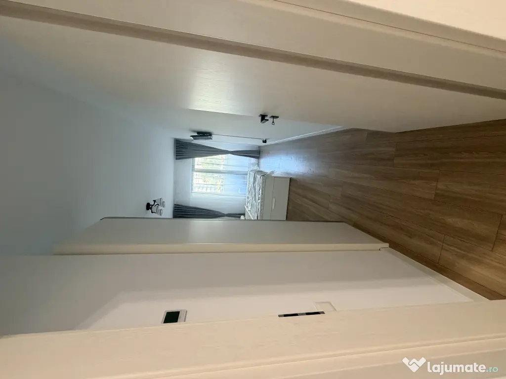 Inchiriez apartament 2 camere Smart Lujerului
