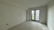 Sisesti l Apartament 3 camere l Bloc nou 