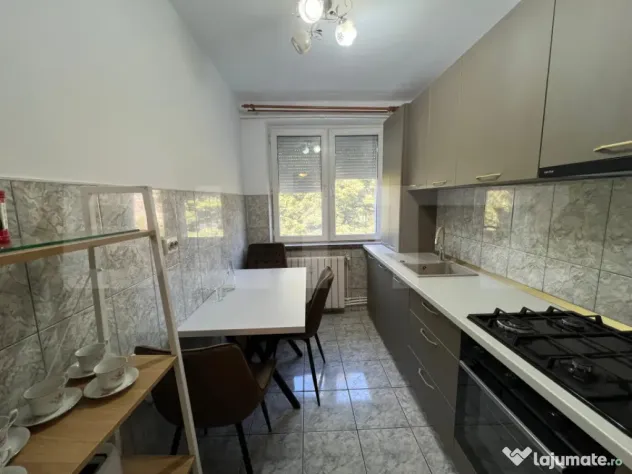 Apartament 2 camere, centrala si AC, zona Calea Severinului - Craiova (Dolj)