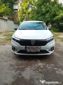 Vând Dacia Logan