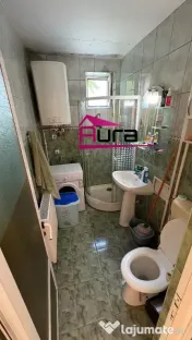 Inchiriez apartament 2 camere zona Centrala