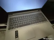 Laptop lenovo se vinde 