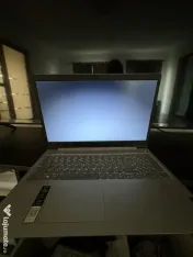 Laptop lenovo se vinde 