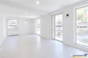 Spatiu comercial, vitrinat, 62mp, Central, Brasov 