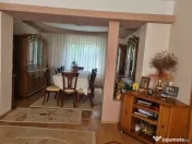 Casa la cheie mobilata si utilata cu 2500mp teren in oras 