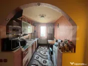 Apartament 3 camere de inchiriat, parcare, zona Unirii 