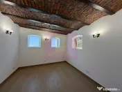 Casă de închiriat lângă Piața Victoriei | 5 camere, 120 mp 