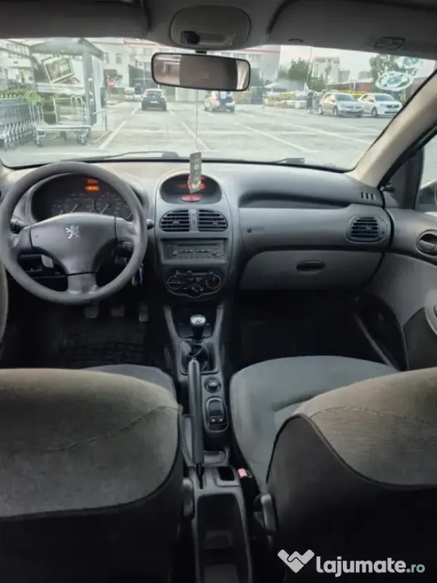 Peugeot 206 Sedan