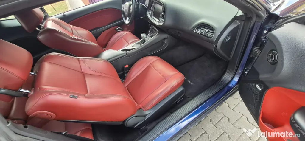 Dodge Challenger SRT 3.6 Benzină 305 Cp 2016 Automat