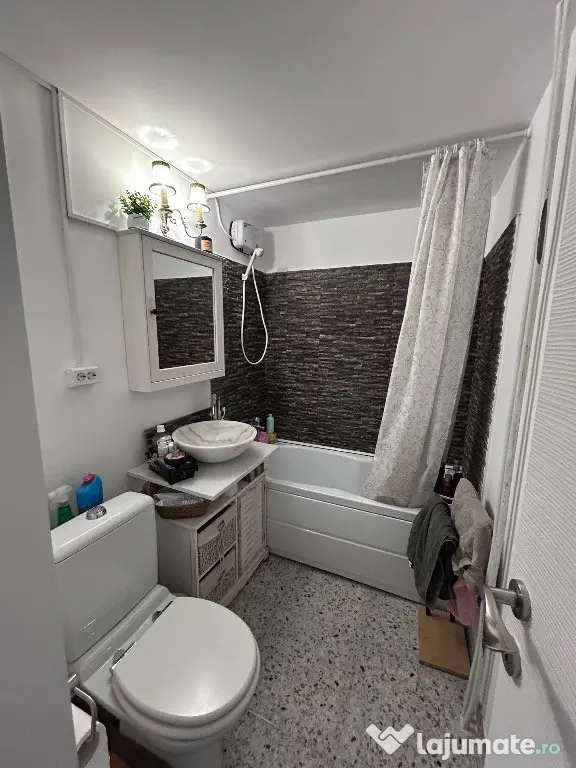 Apartament 3 camere Drumul Gazarului - Bucuresti (Bucuresti-Ilfov)
