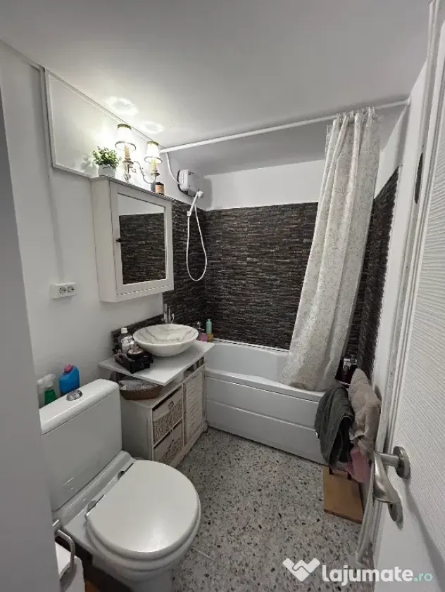Apartament 3 camere Drumul Gazarului - Bucuresti (Bucuresti-Ilfov)