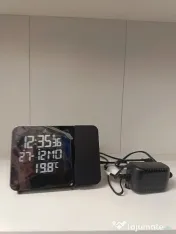 Radio cu ceas 