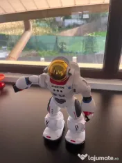 Astronautul Charlie 