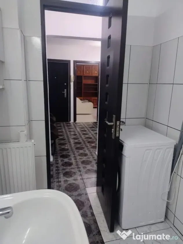 Apartament 2 camere decomandat Ploiesti, zona Mihai Bravu