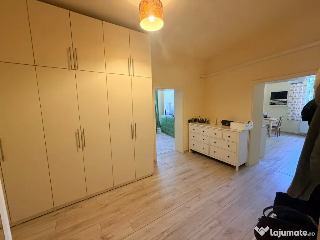Apartament 3 camere (100 mp) | Zona Traian