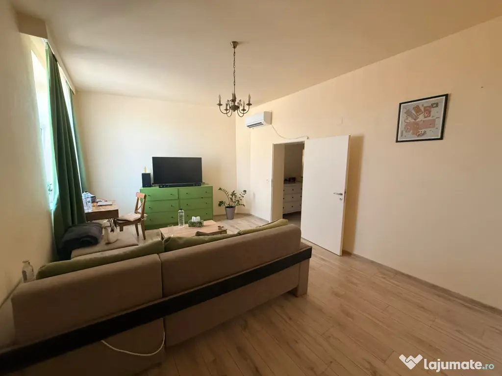 Apartament 3 camere (100 mp) | Zona Traian