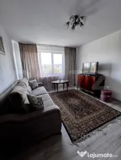 Apartament 2 camere, zona Micro 2, cu loc de parcare