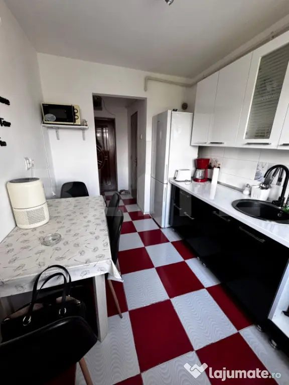 Apartament 2 camere, zona Micro 2, cu loc de parcare - Turda (Cluj)