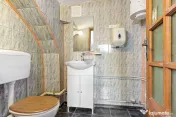 Spațiu comercial renovat complet 70 mpc de vanzare pe Strada Marasesti 