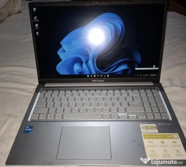 Vand laptop asus viobook 15