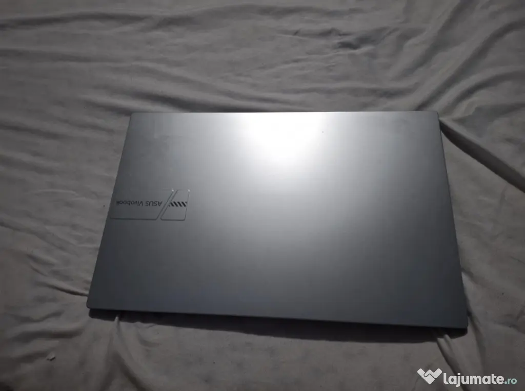 Vand laptop asus viobook 15