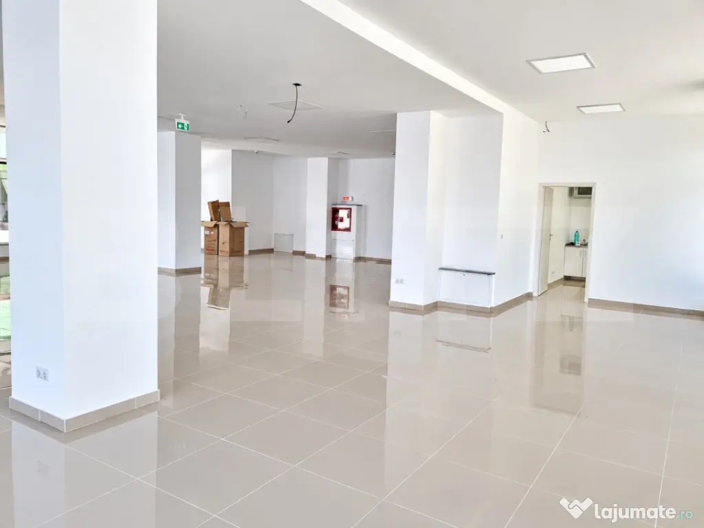 Spațiu comercial 200 mp, Calea Moldovei – acces direct di - Bistrita (Bistrita-Nasaud)