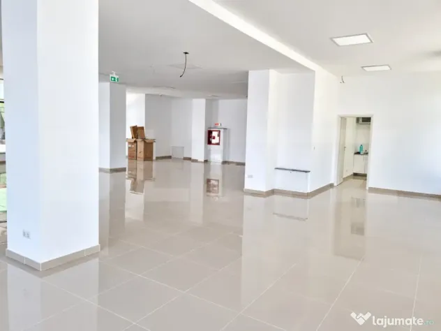 Spațiu comercial 200 mp, Calea Moldovei – acces direct di - Bistrita (Bistrita-Nasaud)