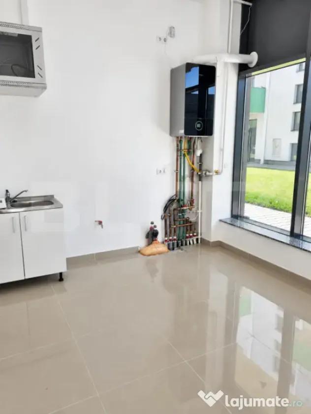 Spațiu comercial 200 mp, Calea Moldovei – acces direct di - Bistrita (Bistrita-Nasaud)