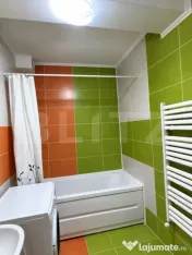 Apartament 2 camere, zona Vivo 