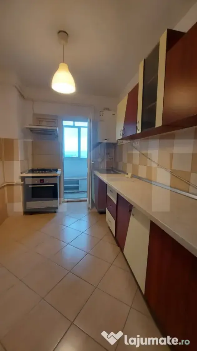 Apartament 3 camere, 67 mp, zona Simeria - Sfantu Gheorghe (Covasna)