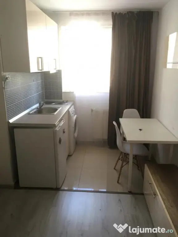 Aparatorii patriei etaj 1 confort 3 - Bucuresti (Bucuresti-Ilfov)
