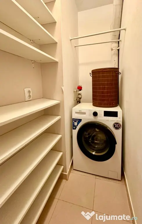Apartament Tineretului 2 camere, liber, renovat, complet mobilat, utilat