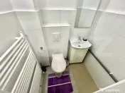 Apartament 3 camere,2 bai,mobilat,zona Cetate 