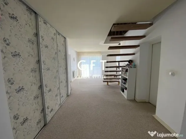 Casa Vila cu piscina, 7 minute de centru Bistrita - de vânzare! - Bistrita (Bistrita-Nasaud)