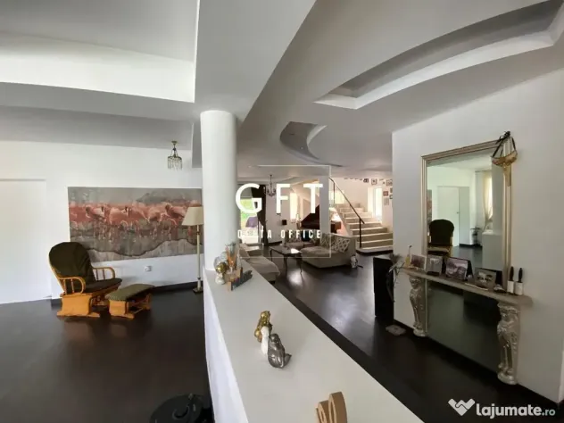 Casa Vila cu piscina, 7 minute de centru Bistrita - de vânzare! - Bistrita (Bistrita-Nasaud)