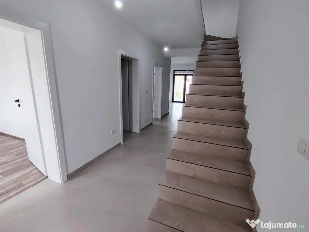 Duplex 4 camere - 130 mp utili - finisaje premium - Mosnita Veche (Timis)