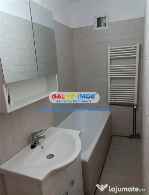 Apartament 3 camere decomandat Targoviste Central - Targoviste (Dambovita)