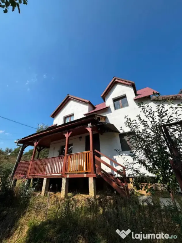 Două case pe 962 mp teren, Ocoliș – renovate 2024, înc? - Ocolis (Maramures)