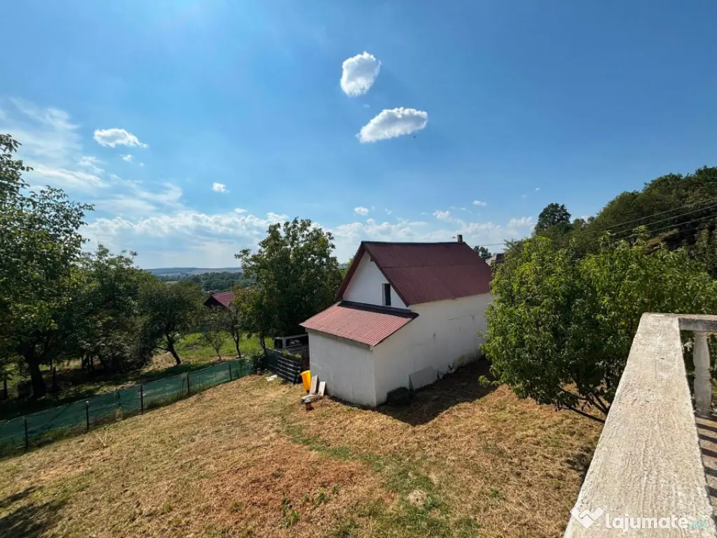 Două case pe 962 mp teren, Ocoliș – renovate 2024, înc? - Ocolis (Maramures)