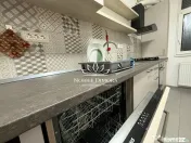 City of Mara - Apartament decomandat cu 2 camere, 2 bai, dressing - central 