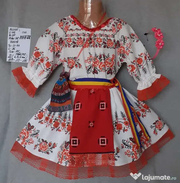 Costum popular pentru copii 4-5-6 ani 175 lei