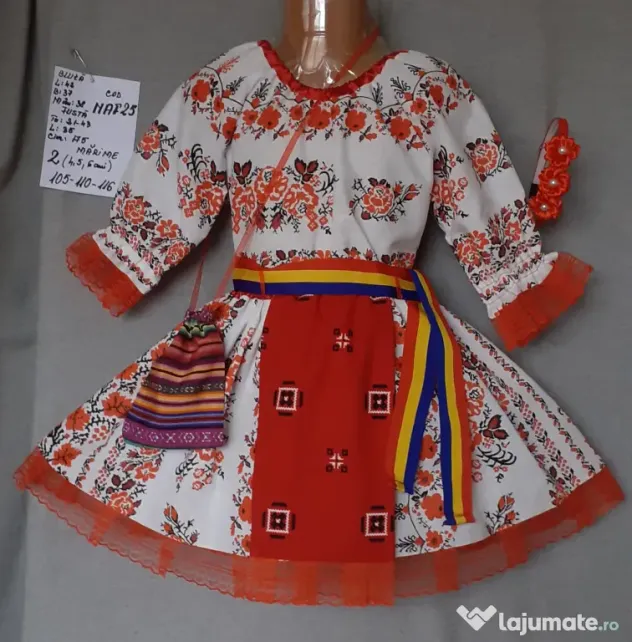 Costum popular pentru copii 4-5-6 ani 175 lei