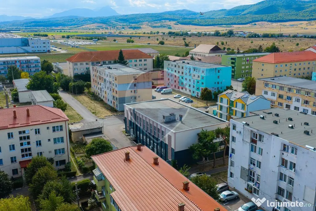 Spațiu comercial cu 6 unitati de vanzare in Codlea | Comision 0% - Codlea (Brasov)