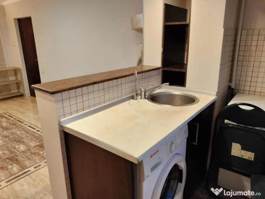 Apartament 3 camere semidecomandat 50 mp Zorilor Observatoru - Cluj-Napoca (Cluj)