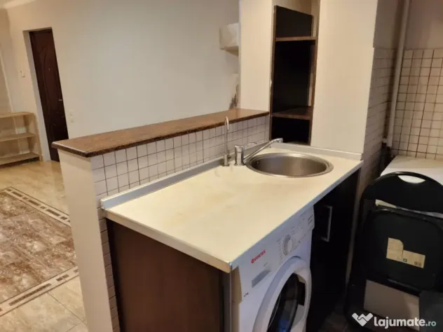 Apartament 3 camere semidecomandat 50 mp Zorilor Observatoru - Cluj-Napoca (Cluj)