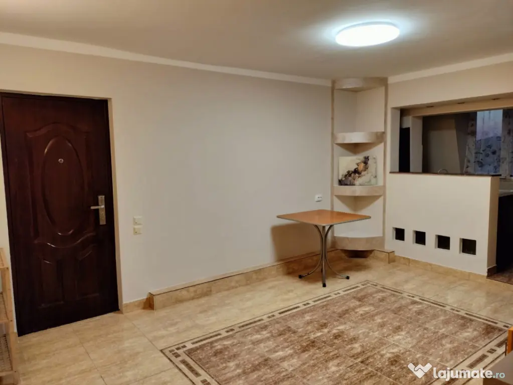 Apartament 3 camere semidecomandat 50 mp Zorilor Observatoru - Cluj-Napoca (Cluj)