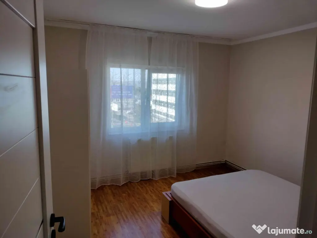 Apartament 3 camere semidecomandat 50 mp Zorilor Observatoru - Cluj-Napoca (Cluj)